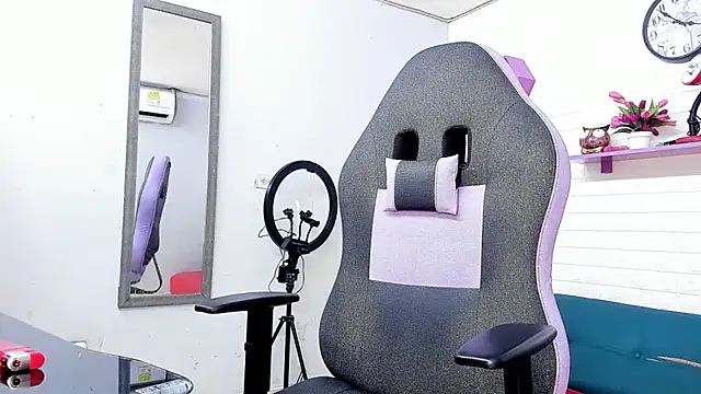 ManSant online show from October 2025 03:54:01 PM