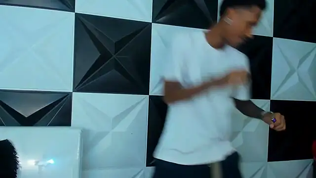 Snapshot of ManSant chatting on February 2026 02:42:02 PM ManSant online show from February 2026 02:42:02 PM