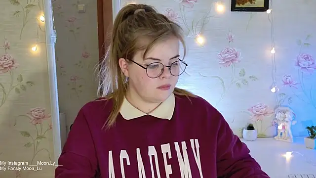 sinnamon  online show from October 2025 04:08:02 PM