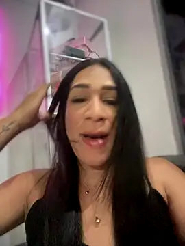 Ashly Miller online show from November 2025 07:36:01 PM