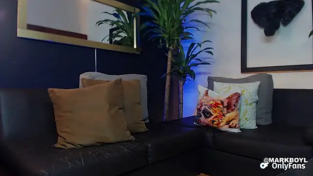 Markboyl online show from December 2024 02:13:02 PM