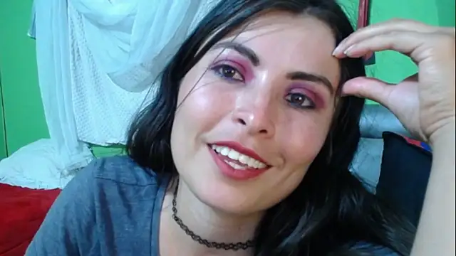 Alexandrasaenz online show from January 2025 11:52:02 PM