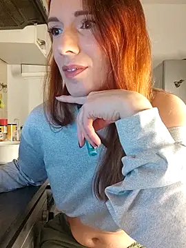 clara-francaise online show from December 2025 05:09:02 PM