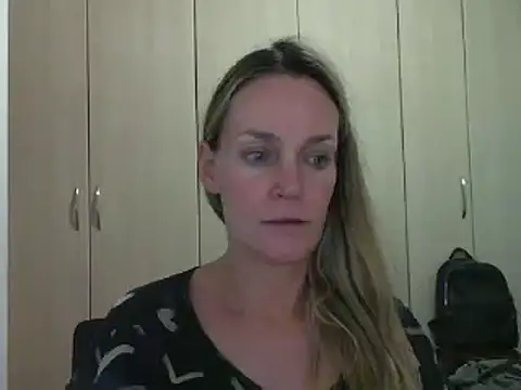 Annylove1 online show from February 2025 10:50:01 PM