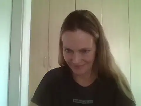 Annylove1 online show from March 2025 04:53:01 PM