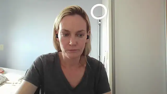 Snapshot of Annylove1 chatting on February 2026 04:47:02 PM Annylove1 online show from February 2026 04:47:02 PM