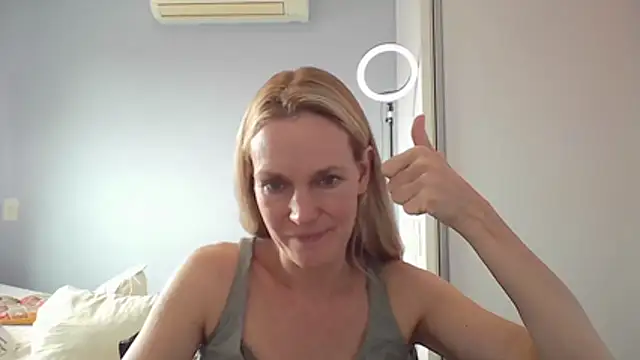 Snapshot of Annylove1 chatting on February 2026 04:48:01 PM Annylove1 online show from February 2026 04:48:01 PM