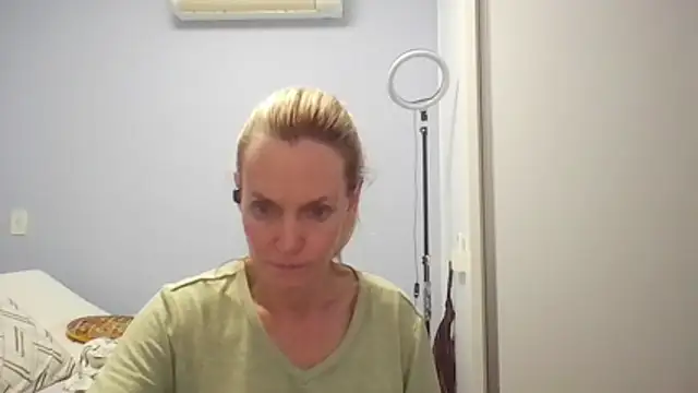 Snapshot of Annylove1 chatting on March 2026 12:56:02 AM Annylove1 online show from March 2026 12:56:02 AM