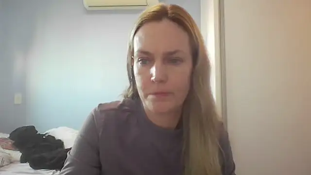 Snapshot of Annylove1 chatting on June 2026 10:48:01 AM Annylove1 online show from June 2026 10:48:01 AM