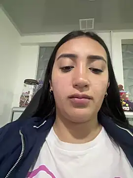 Hannahoff online show from December 2024 12:17:02 AM