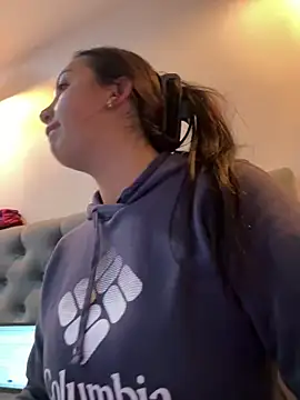 Hannahoff online show from February 2025 04:37:02 AM