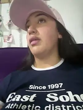 Hannahoff online show from March 2025 12:22:02 AM