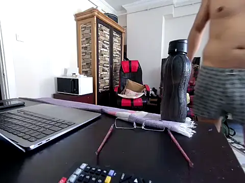 ALPHANDRE online show from September 2025 10:17:01 AM