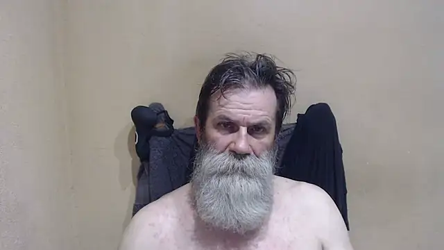 Snapshot of AlexNudo chatting on June 2026 11:33:01 AM AlexNudo online show from June 2026 11:33:01 AM