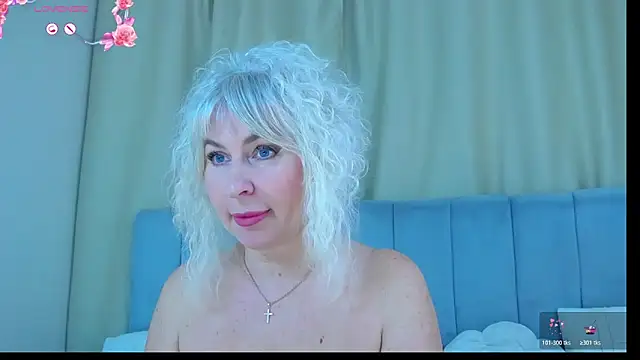 Barbie Blond  online show from November 2025 07:18:02 AM