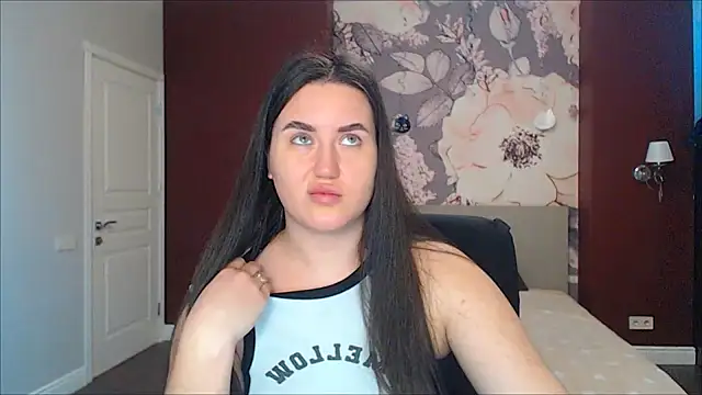 Roxie Bradley online show from January 2025 06:56:02 AM