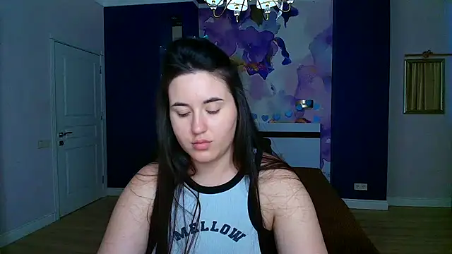 Roxie Bradley online show from March 2025 04:09:01 PM