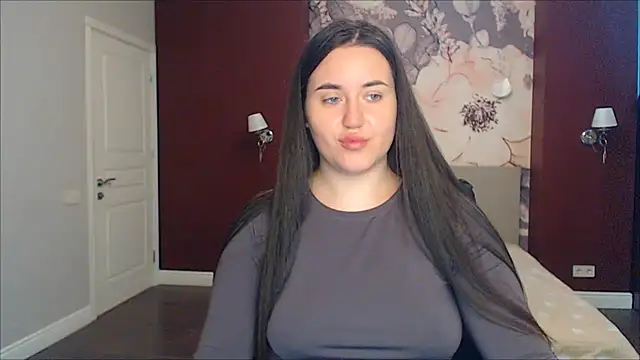 Roxie Bradley online show from March 2025 06:35:02 AM