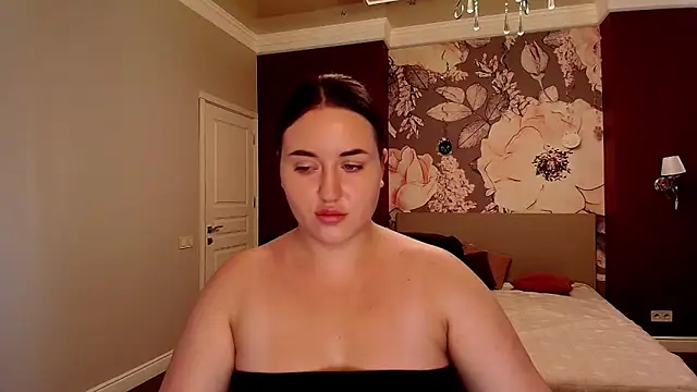 Roxie Bradley online show from September 2025 05:44:01 AM