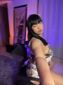 Im sophiie online show from October 2025 06:47:01 AM