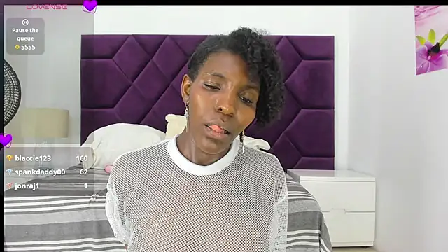 AlmaSean online show from December 2024 09:17:01 PM