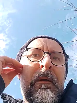 BuckWessle online show from February 2025 01:19:02 PM