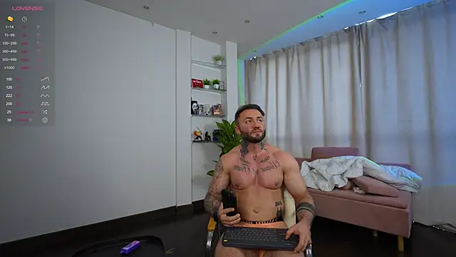 Demianblake online show from June 2026 03:39:02 PM