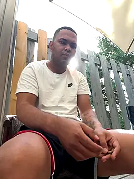 marhi32 online show from October 2025 02:56:01 PM