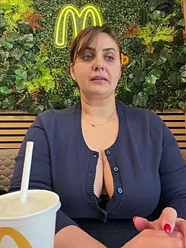 AnneKane online show from March 2026 11:16:02 AM