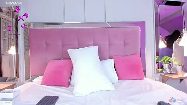 Ahincale online show from March 2025 07:49:02 PM