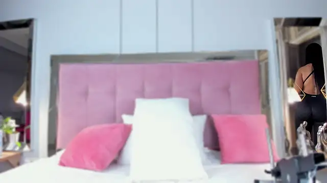 Ahincale online show from February 2026 08:05:01 PM