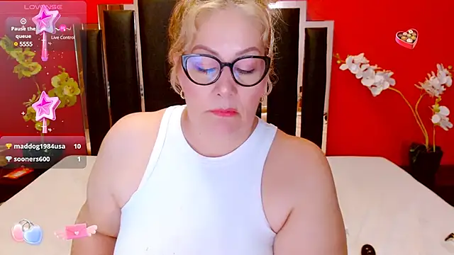 Nayla Garner online show from February 2025 08:06:02 PM