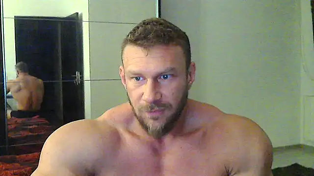 muscularkevin online show from December 2024 04:42:01 AM
