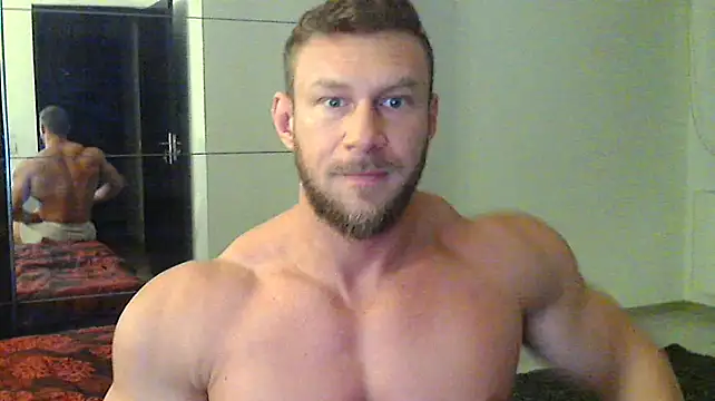 muscularkevin online show from December 2024 04:46:01 AM