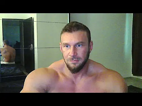 muscularkevin online show from October 2025 01:07:01 PM