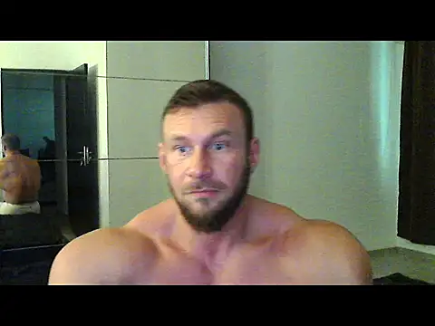 muscularkevin online show from October 2025 01:53:02 PM