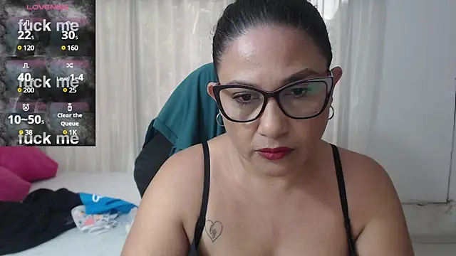 Katha Marck online show from February 2025 12:45:02 PM