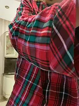 Amazoniiaa online show from February 2025 06:21:01 AM