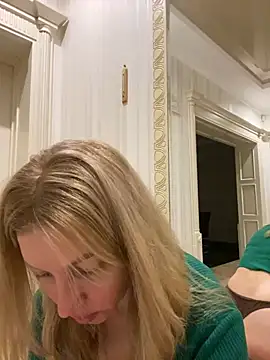 Amazoniiaa online show from March 2025 06:00:02 PM