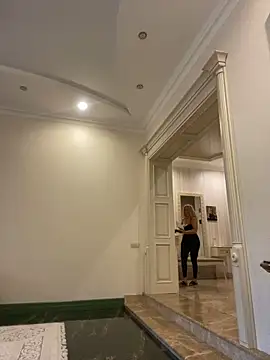 Amazoniiaa online show from October 2025 10:12:01 AM