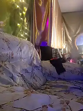 Hotredheadandtoungelasher online show from December 2024 05:44:01 PM