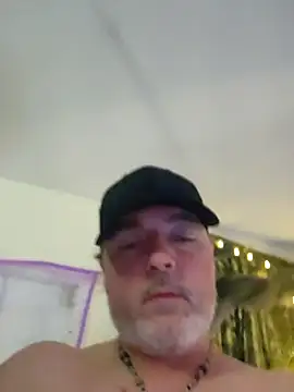 Hotredheadandtoungelasher online show from December 2024 10:02:01 AM