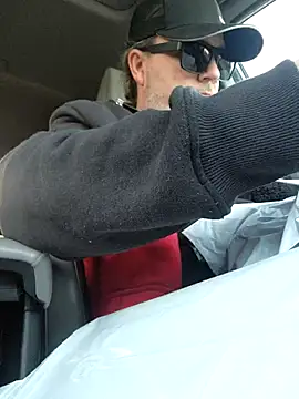 Hotredheadandtoungelasher online show from January 2025 10:26:01 PM