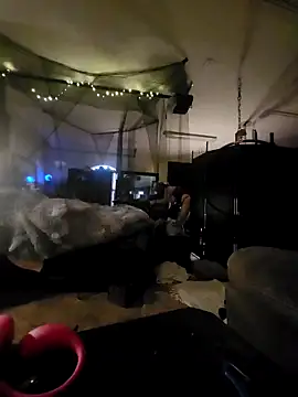 Hotredheadandtoungelasher online show from January 2025 08:49:02 PM