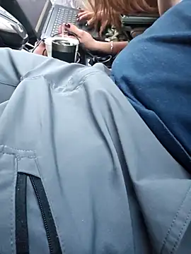 Hotredheadandtoungelasher online show from February 2025 11:04:02 PM