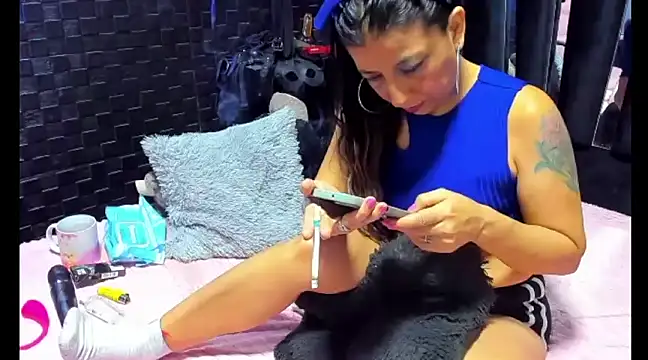 mature sexi40 online show from February 2025 05:42:02 AM