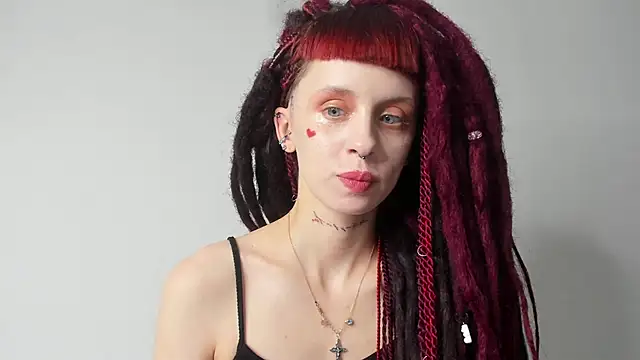 FlowerOfSin2001 online show from February 2025 01:28:01 PM