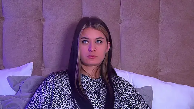 RachelSimpson online show from February 2025 12:27:02 AM