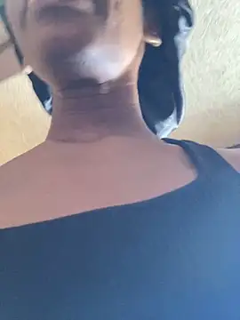 Jasmine FullsShine online show from November 2025 06:01:02 PM