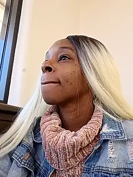 Jasmine FullsShine online show from April 2026 07:48:01 PM